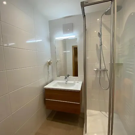 Der Brueckenhof بيت ريفي 3*