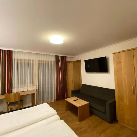 Der Brueckenhof 3* رامساو أم داتشستين